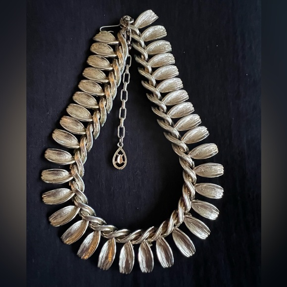 Vintage Choker - Picture 4 of 9